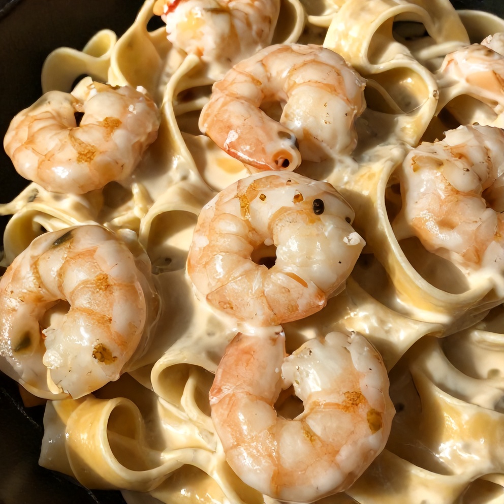creamy shrimp fettuccine