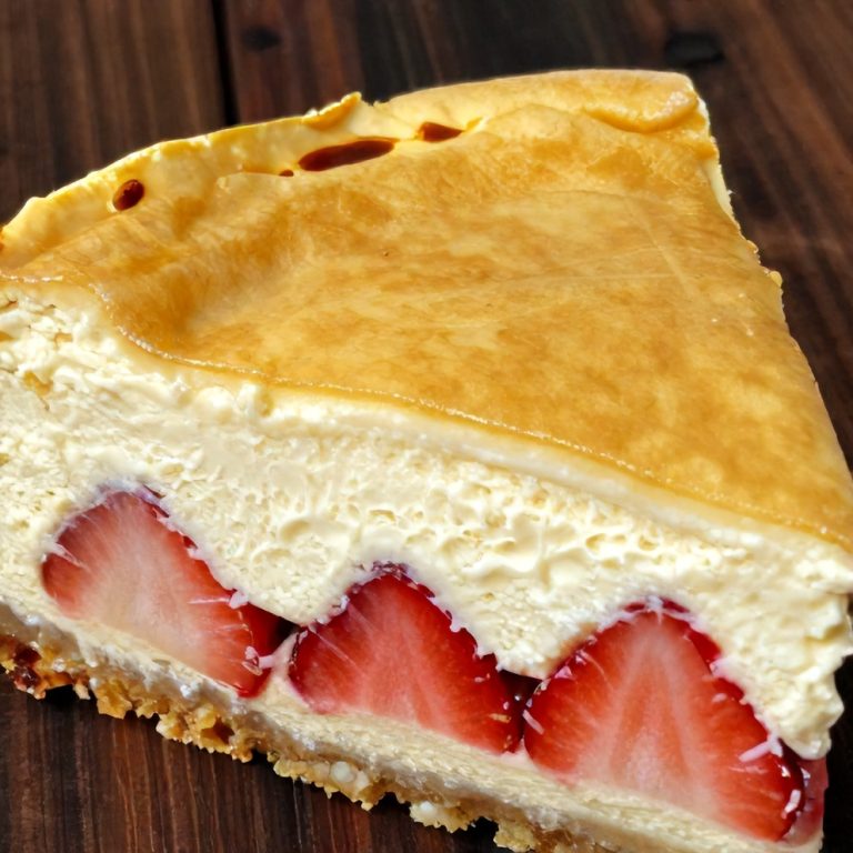 Easy Strawberry Cheesecake Dump Cake